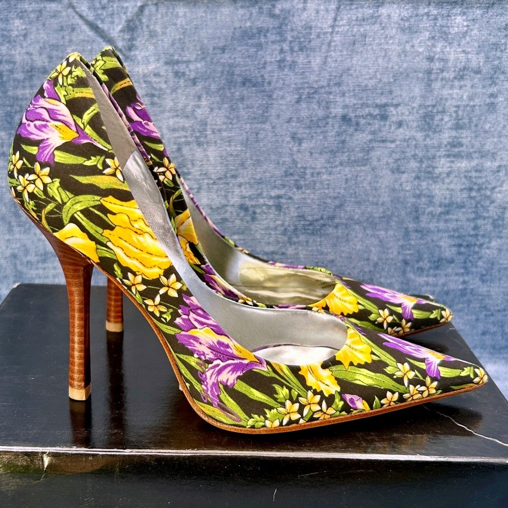 Guess by Marciano Womens Black Floral Iris Pointed Toe Stiletto Pumps 6M
